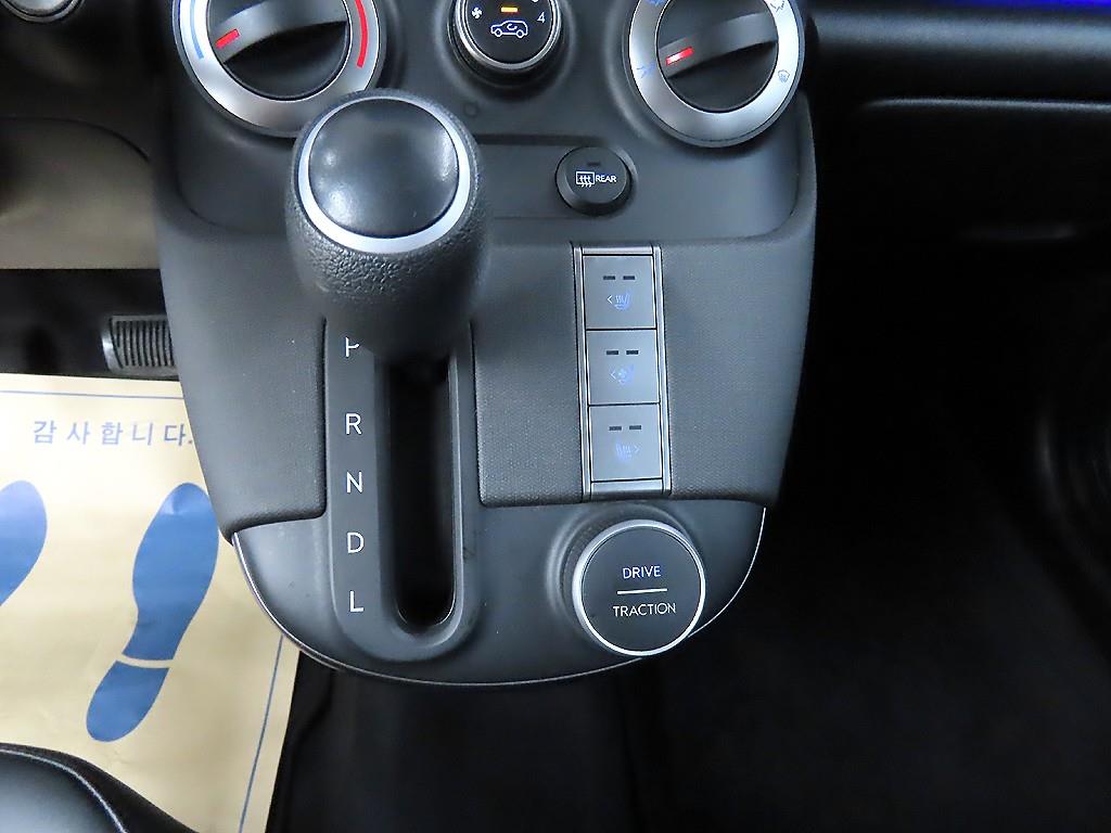 HYUNDAI Casper - Vista 12
