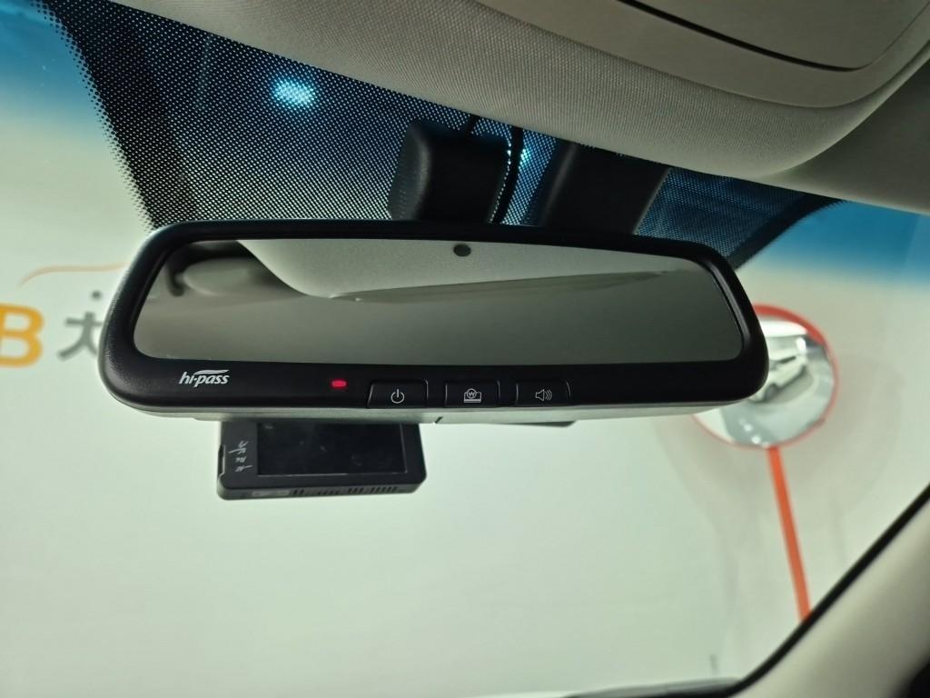 Ssangyong Tivoli 2021 Blanco - Importación desde Corea - HF Imports Iquique - Foto 17