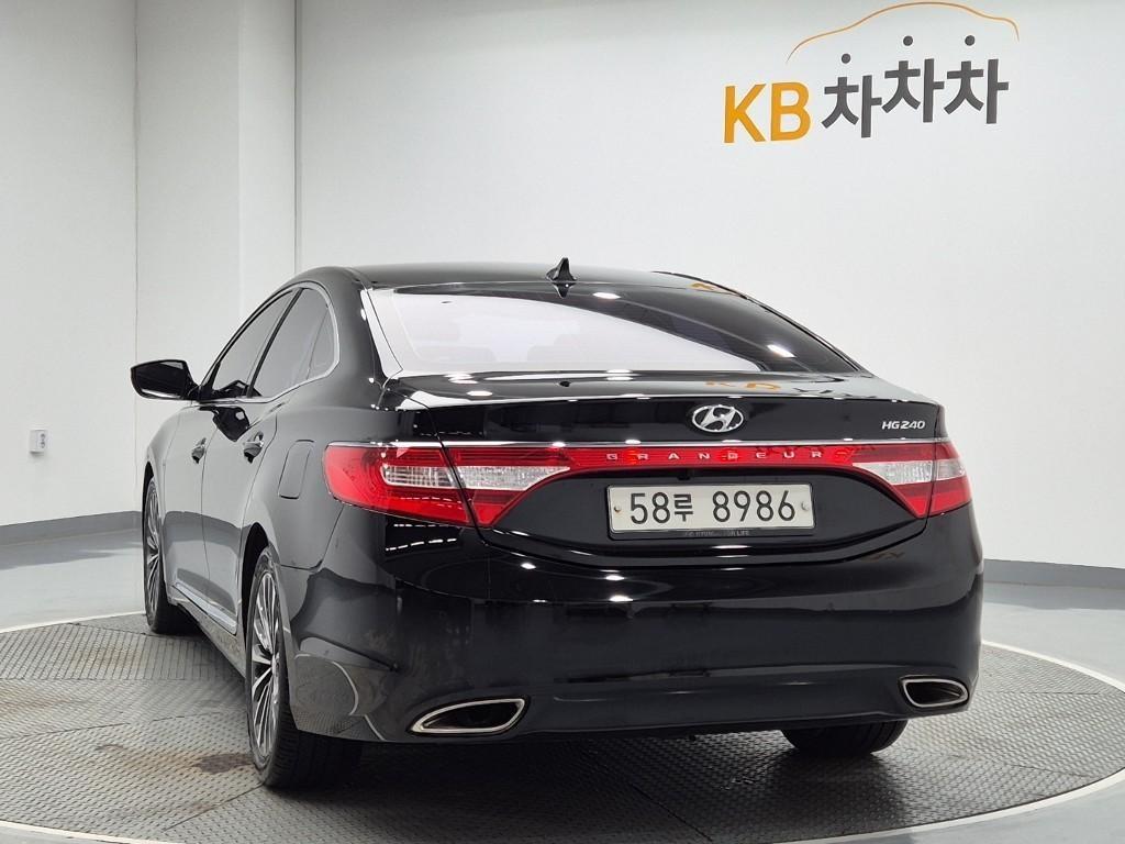 HYUNDAI Grandeur - Vista 2