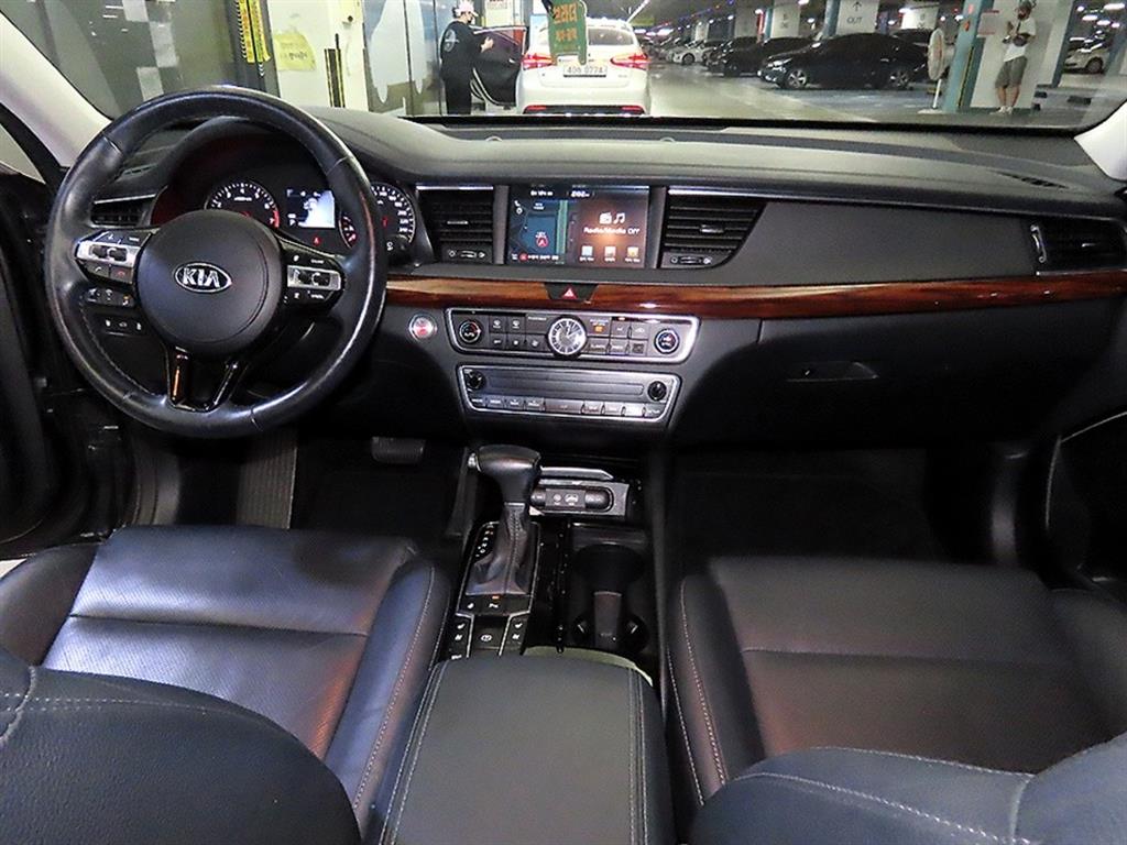 KIA K7 - Vista 12