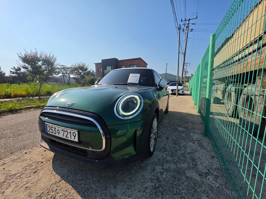 Mini Cooper 2022 Verde - Importación desde Corea - HF Imports Iquique - Foto 1
