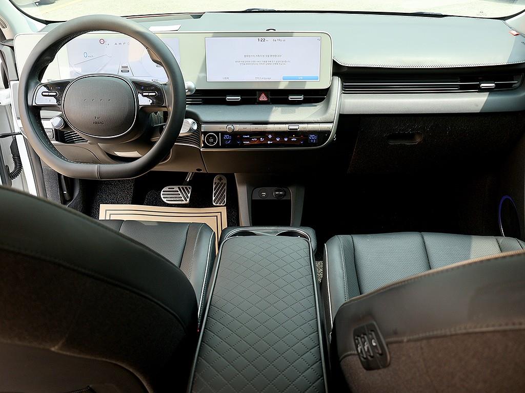 HYUNDAI Ioniq 5 - Vista 7