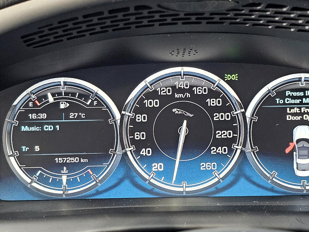 Jaguar XJ - Vista 9