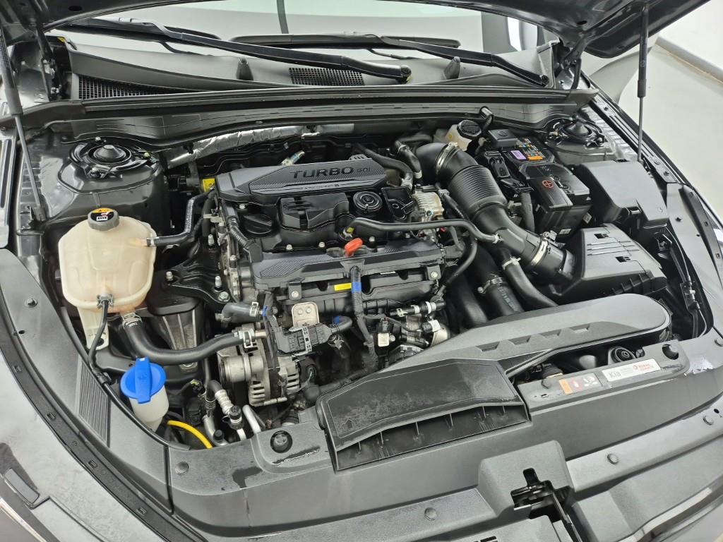 KIA K5 - Vista 8