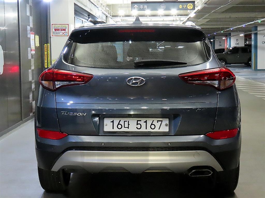 HYUNDAI Tucson - Vista 7