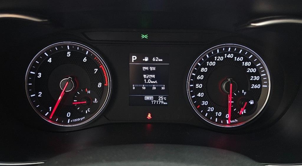 Genesis G70 - Vista 11