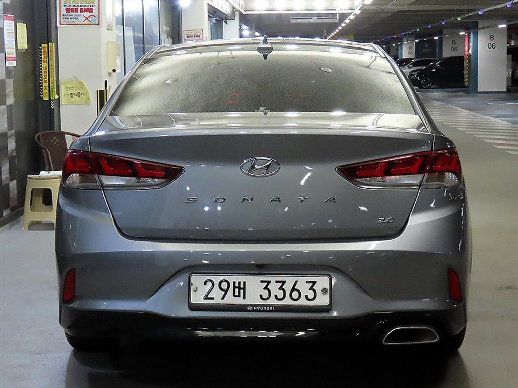 HYUNDAI Sonata - Vista 7
