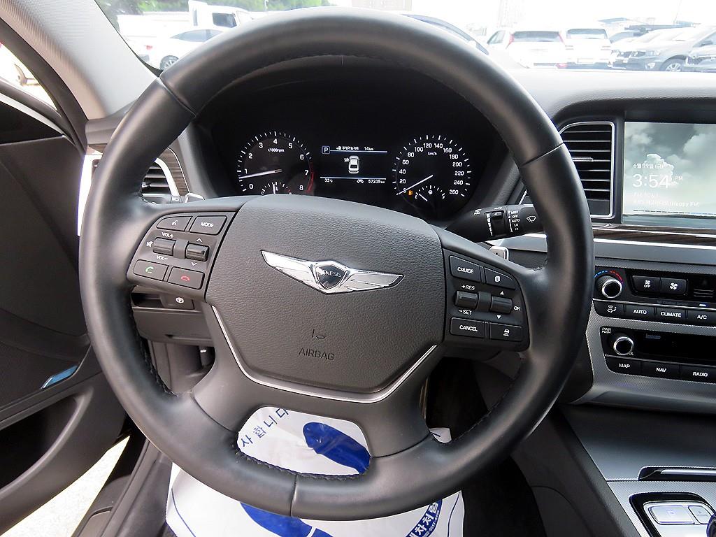 Genesis G80 - Vista 12