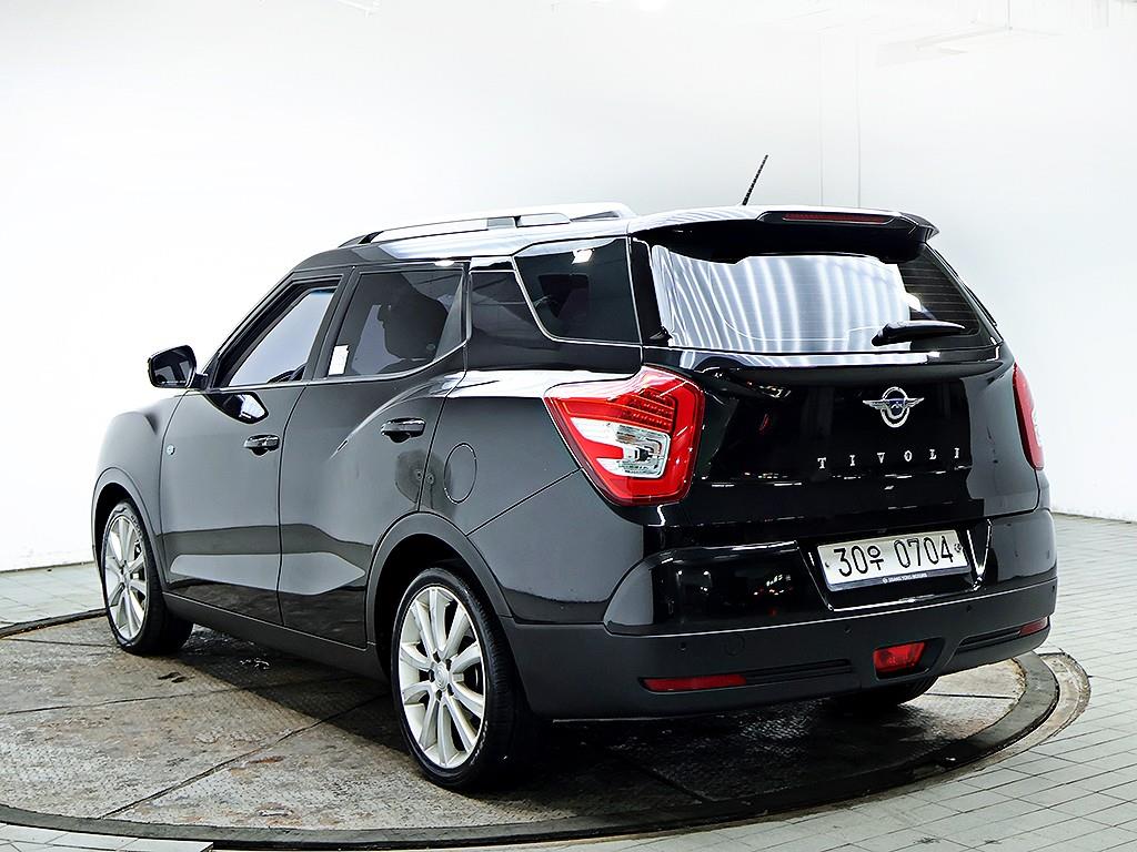 Ssangyong Tivoli - Vista 6