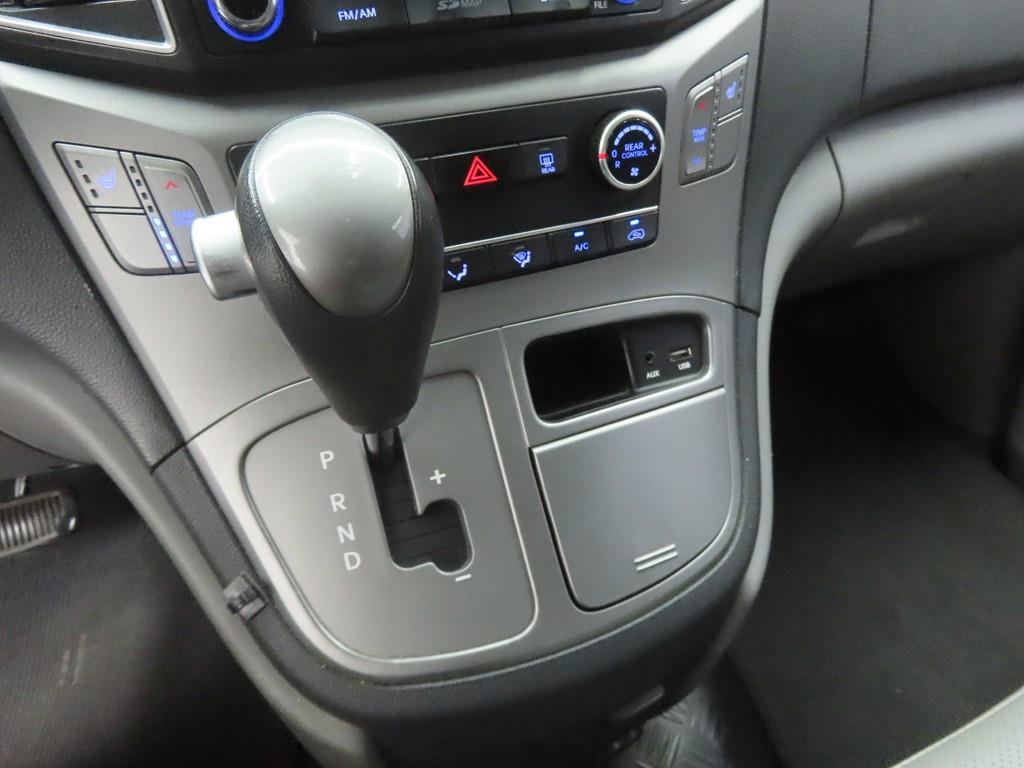 HYUNDAI Starex 2016 Plateado - Importación desde Corea - HF Imports Iquique - Foto 15
