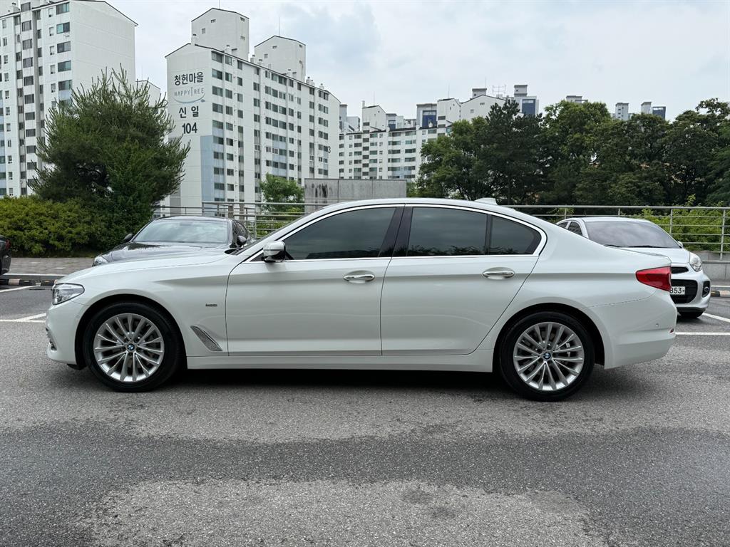 BMW 5 Series - Vista 3
