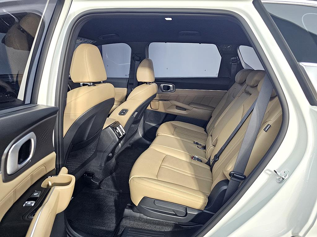 KIA Sorento - Vista 11