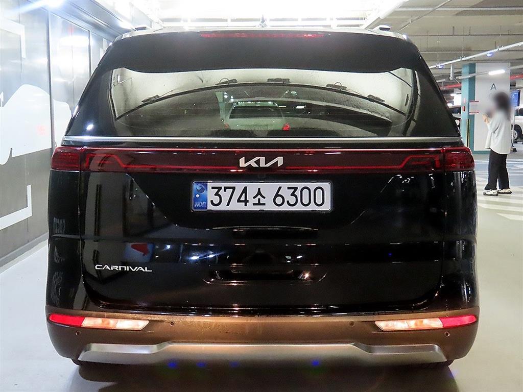 KIA Carnival - Vista 7