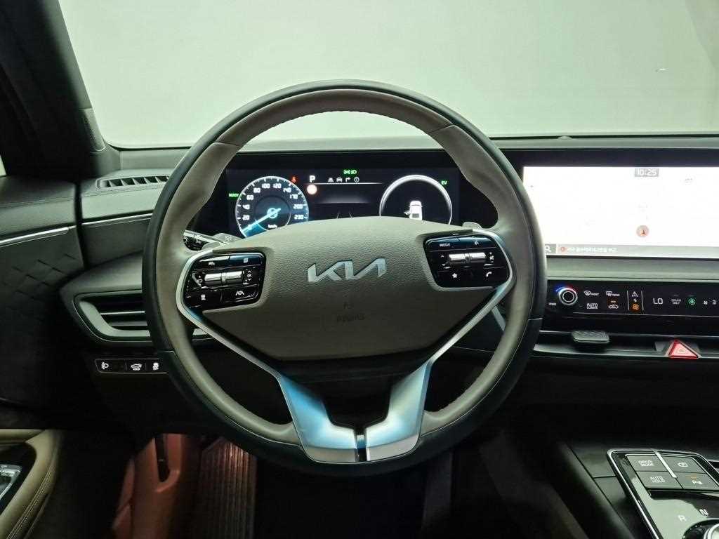KIA K8 - Vista 9