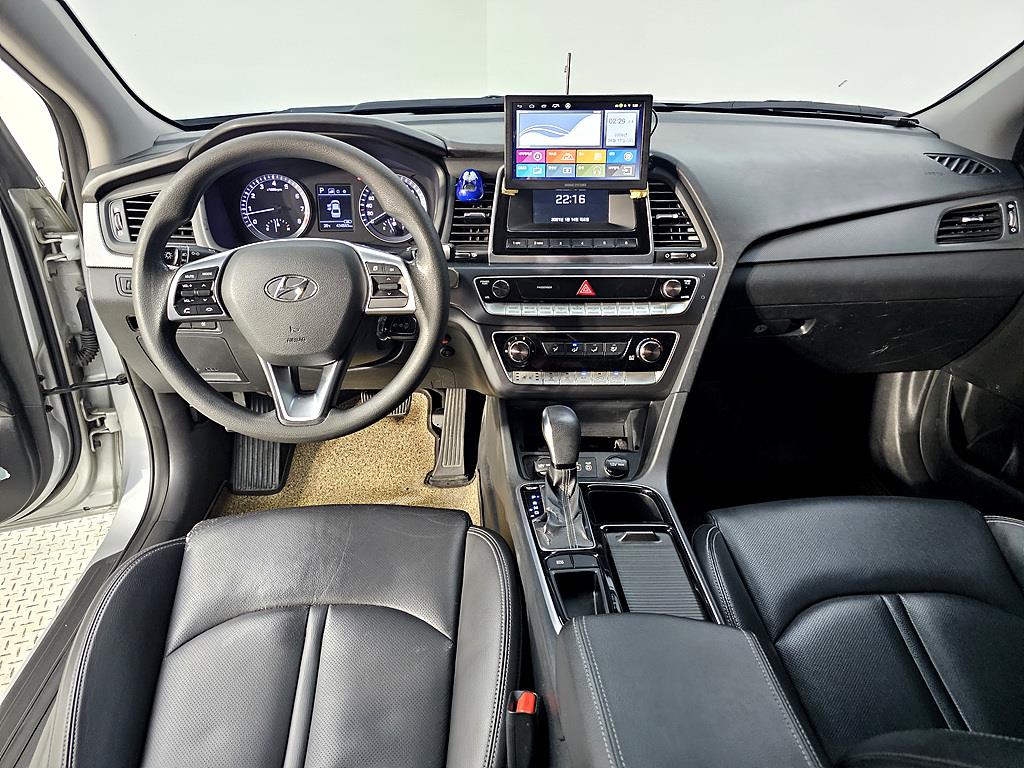 HYUNDAI Sonata - Vista 7