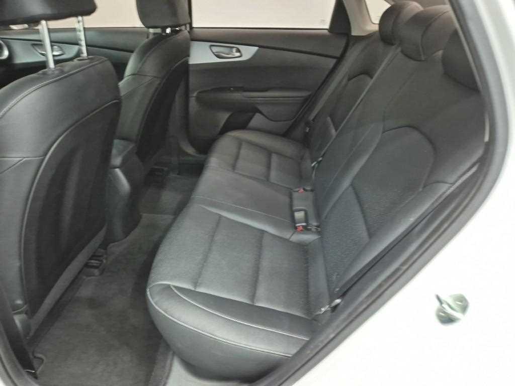 KIA K3 2022 Blanco - Importación desde Corea - HF Imports Iquique - Foto 14
