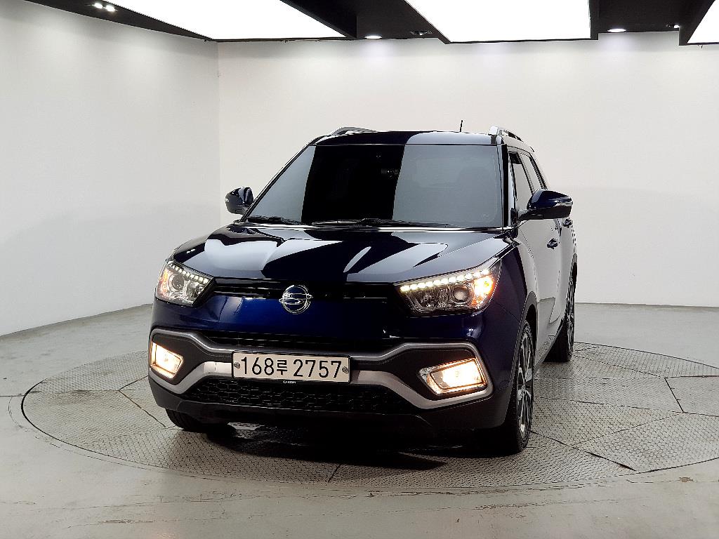 Ssangyong Tivoli - Vista 2