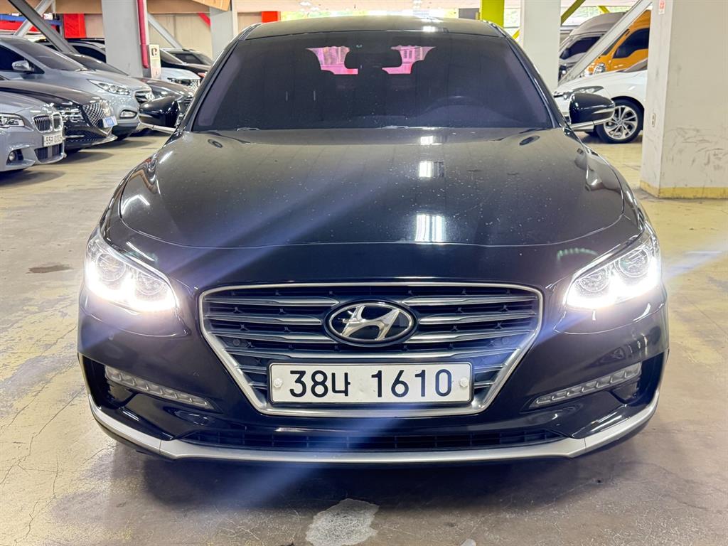 HYUNDAI Grandeur - Vista 2