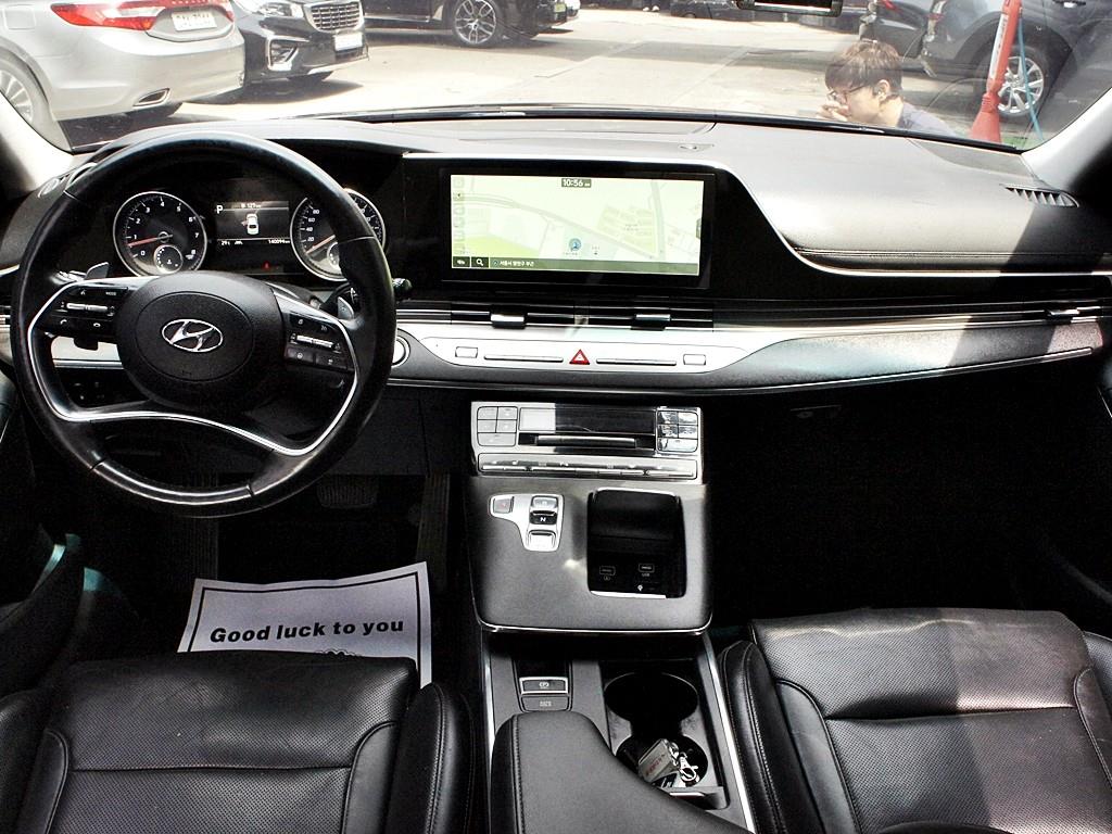 HYUNDAI Grandeur - Vista 9