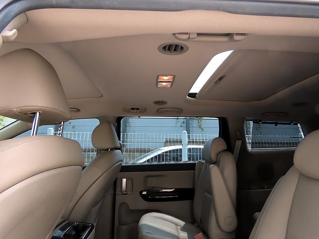 KIA Carnival 2018 Gris - Importación desde Corea - HF Imports Iquique - Foto 18