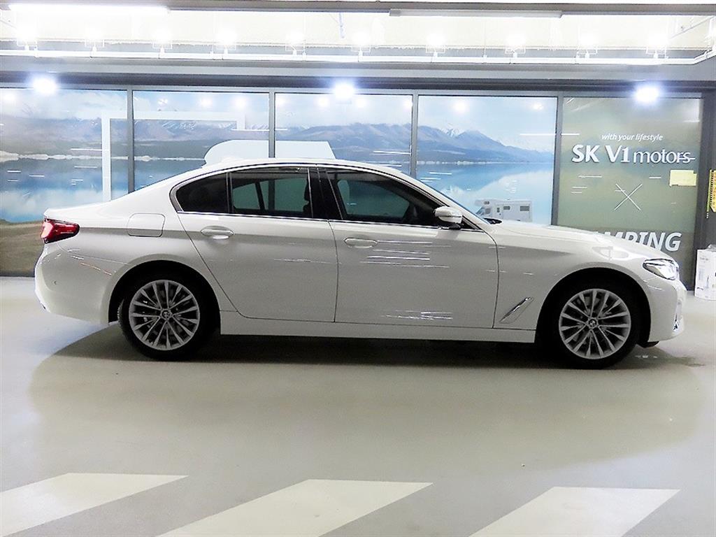 BMW 5 Series - Vista 3