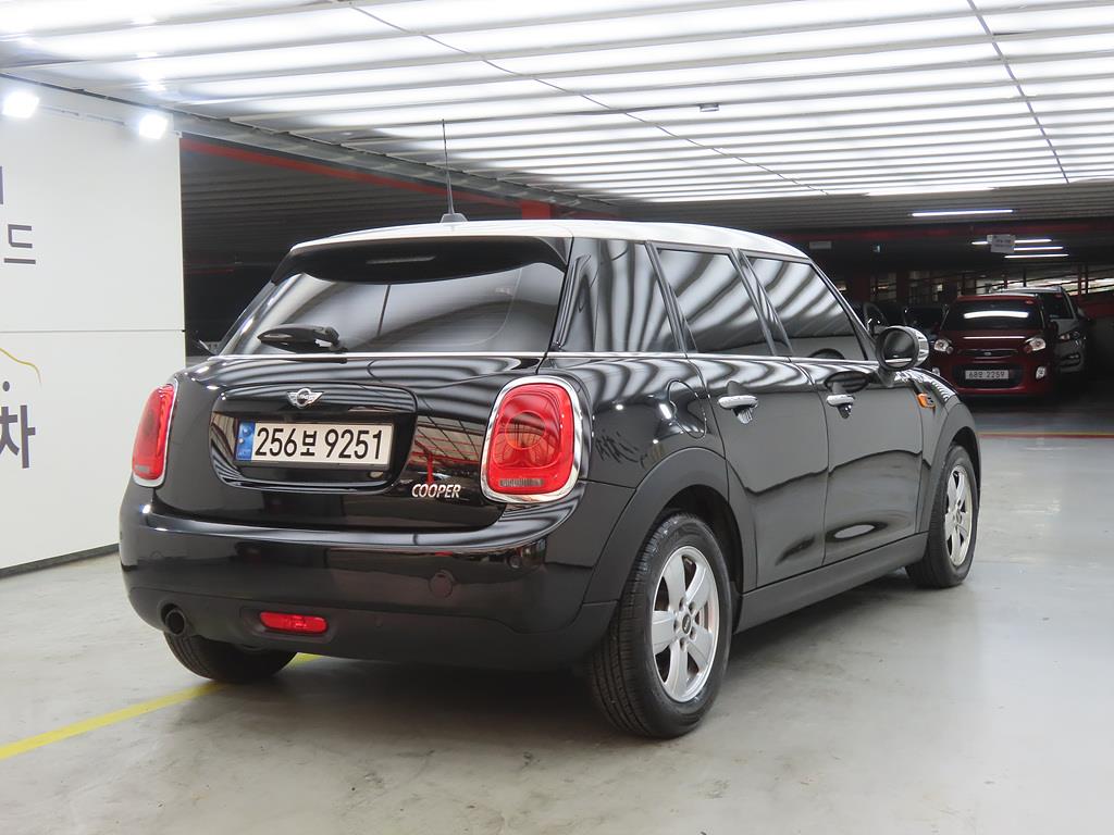 Mini Cooper - Vista 6