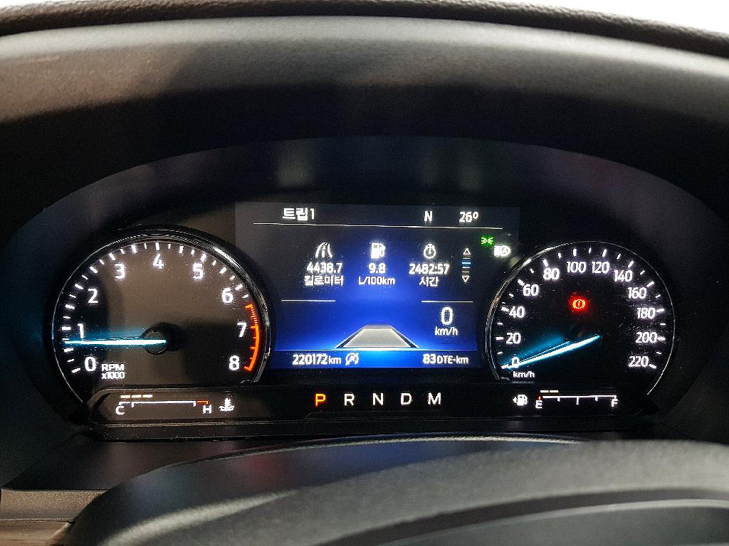 Ford Explorer - Vista 9
