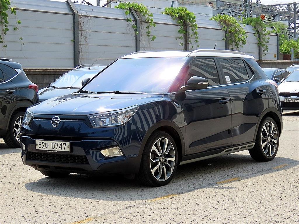 Ssangyong Tivoli - Vista 2