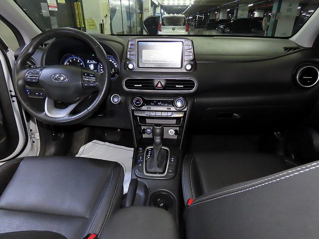 HYUNDAI Kona - Vista 12