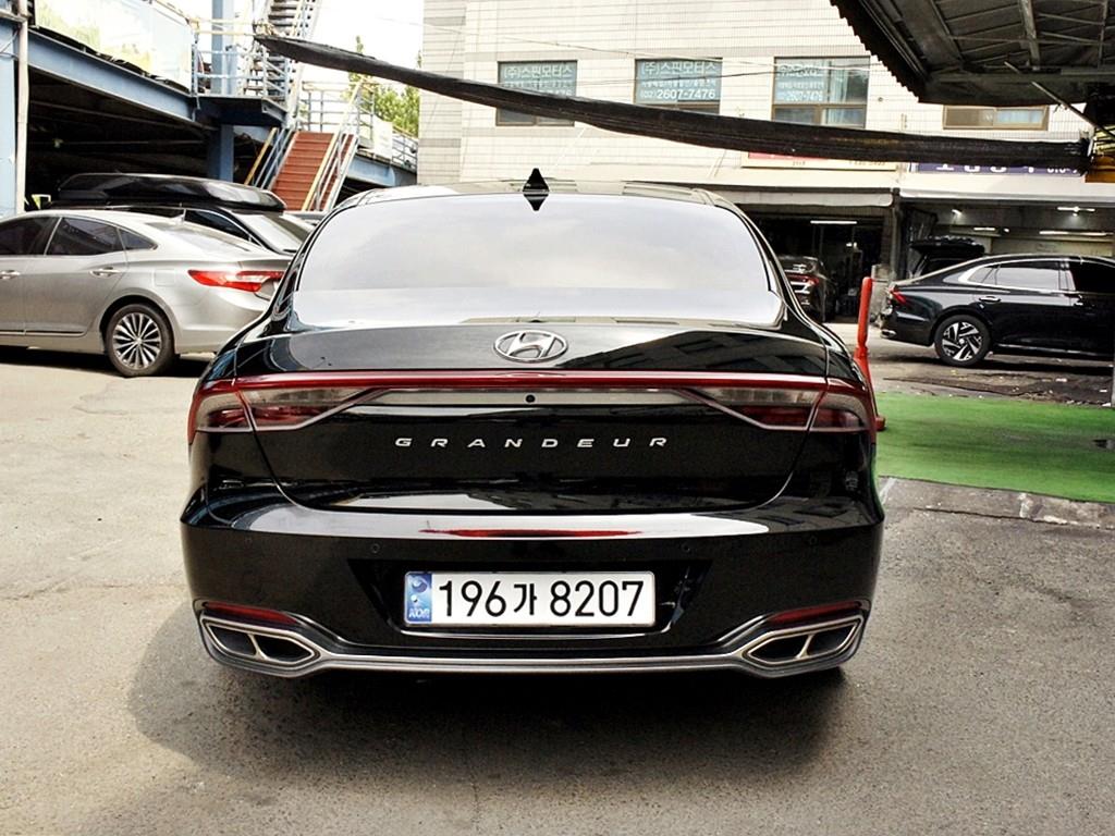 HYUNDAI Grandeur - Vista 3