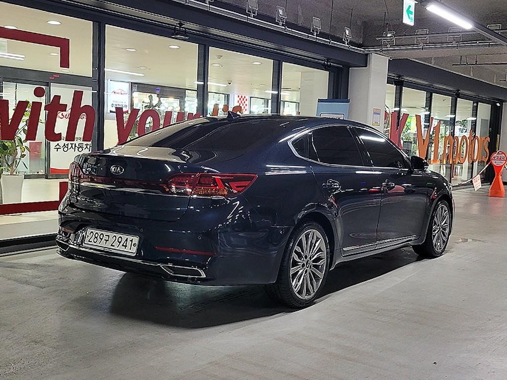 KIA K7 - Vista 6