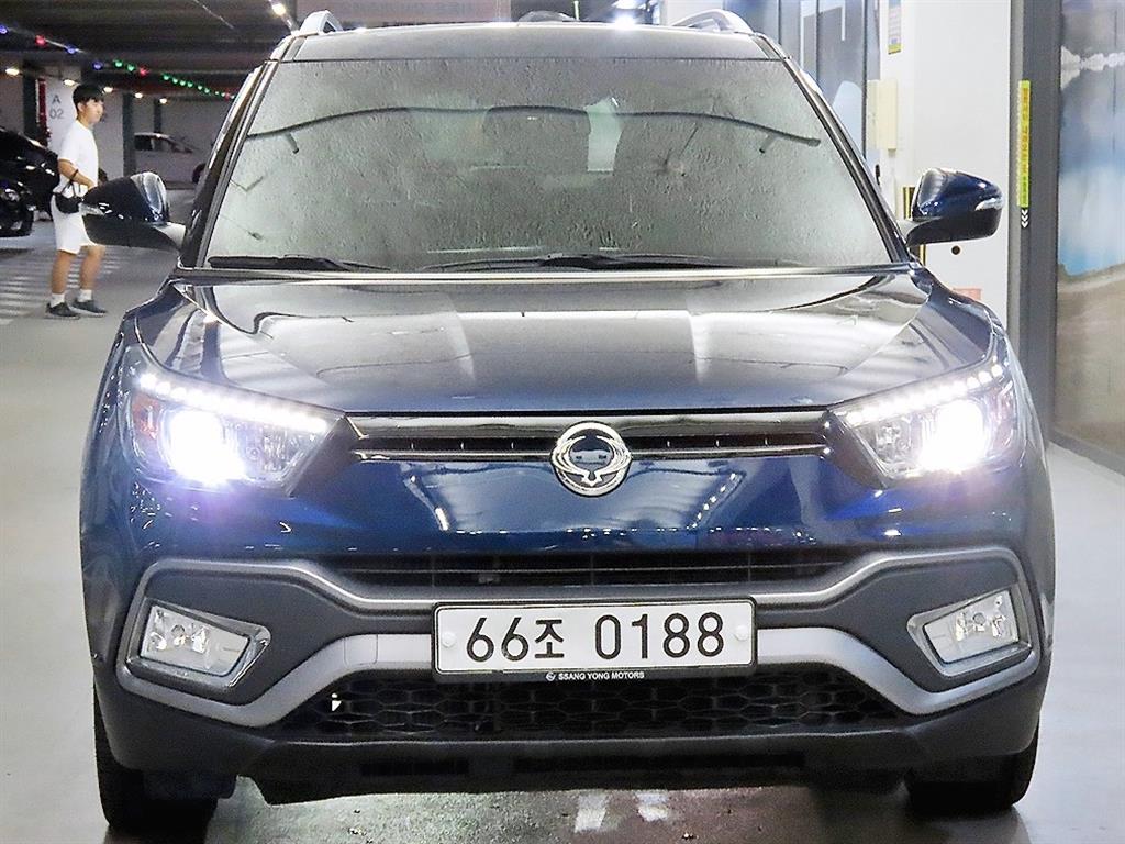 Ssangyong Tivoli - Vista 2