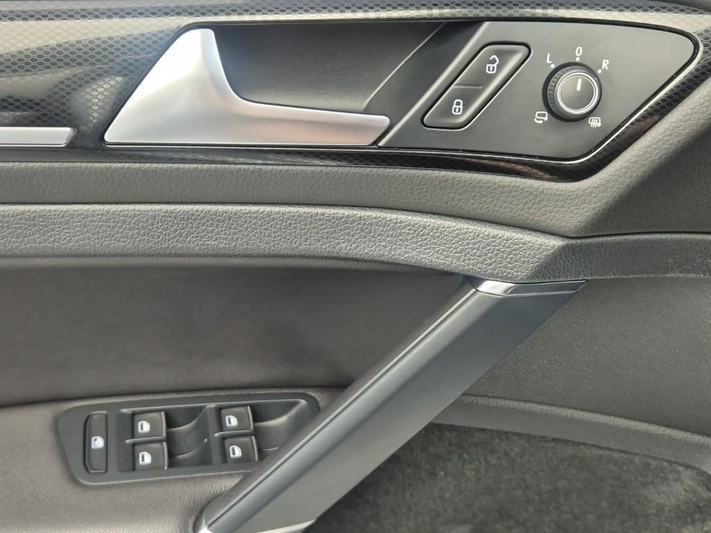 Volkswagen Golf 2015 Plateado - Importación desde Corea - HF Imports Iquique - Foto 19