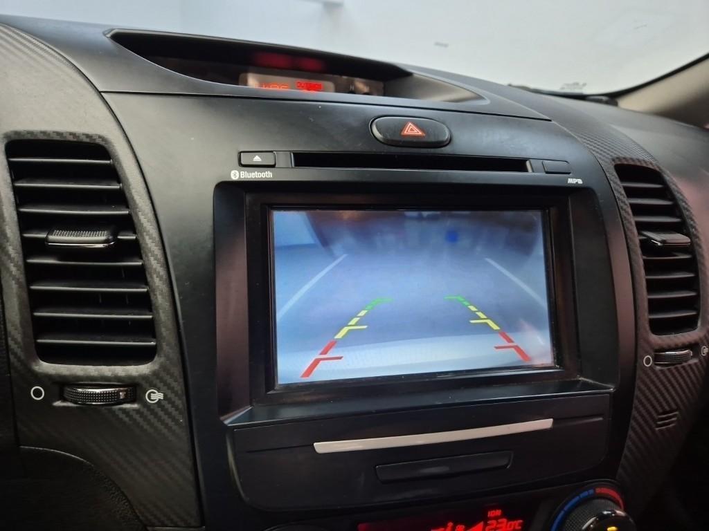 KIA K3 2015 Blanco - Importación desde Corea - HF Imports Iquique - Foto 16