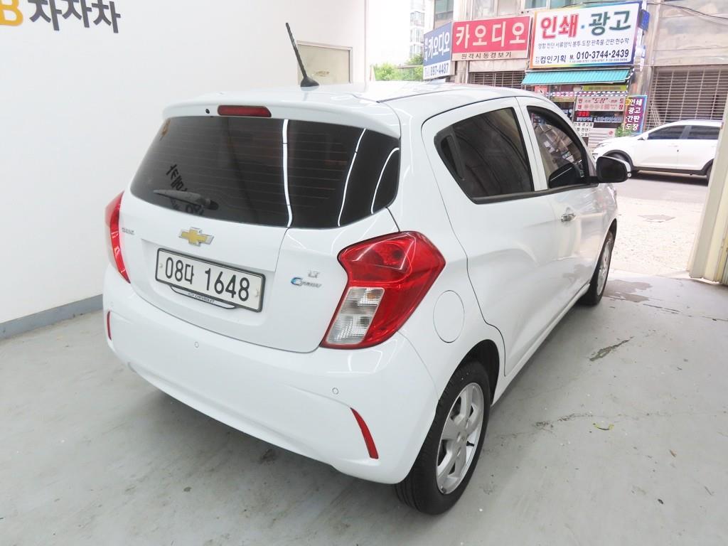 Chevrolet Spark - Vista 3