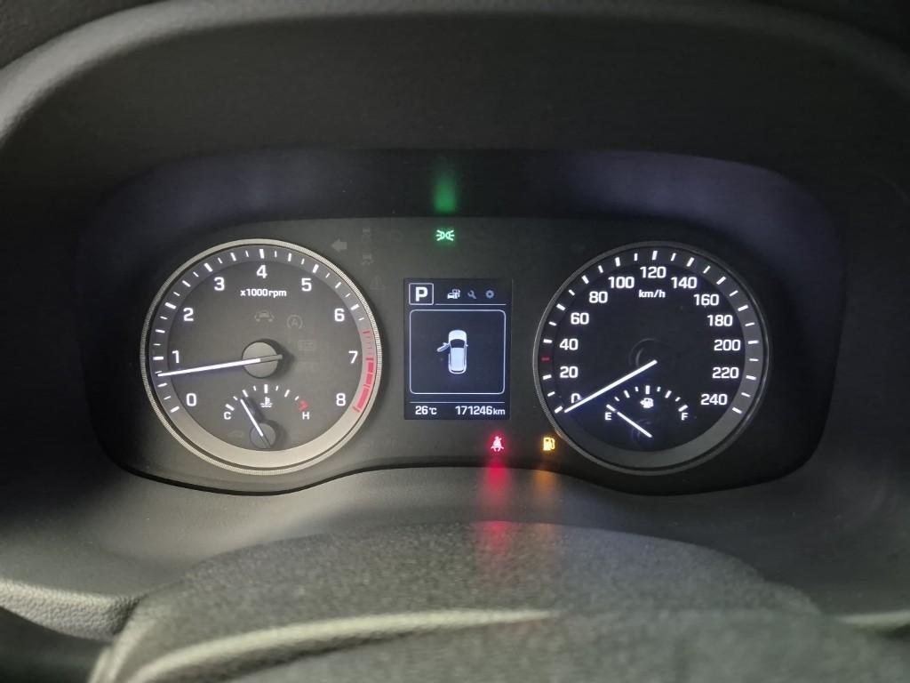 HYUNDAI Tucson - Vista 8
