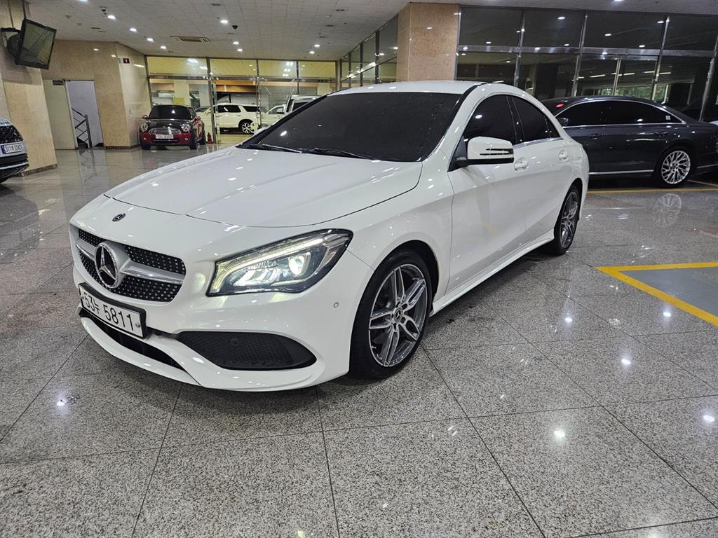 Mercedes Benz CLA Class 2018 Blanco - Importación desde Corea - HF Imports Iquique - Foto 1