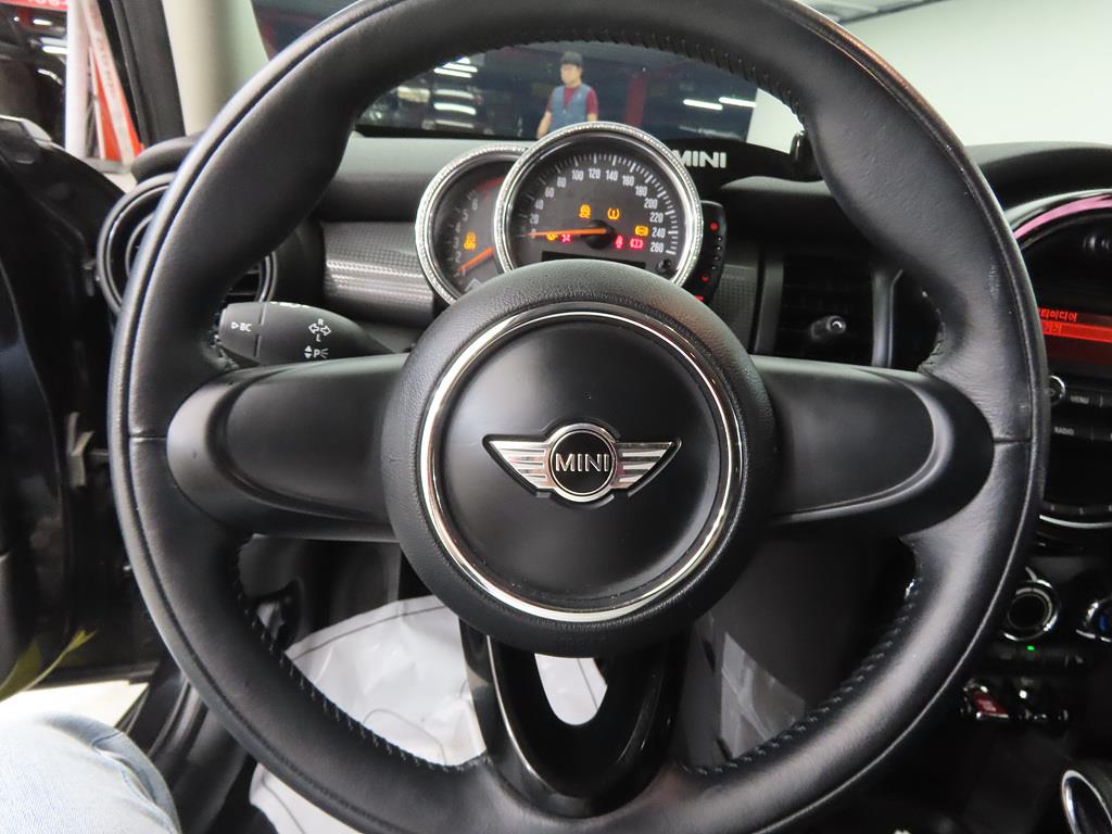 Mini Cooper - Vista 10