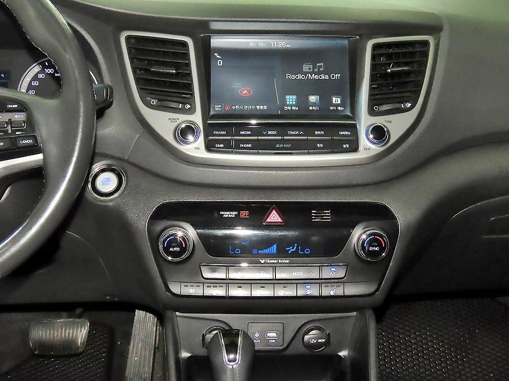 HYUNDAI Tucson 2017 Blanco - Importación desde Corea - HF Imports Iquique - Foto 13