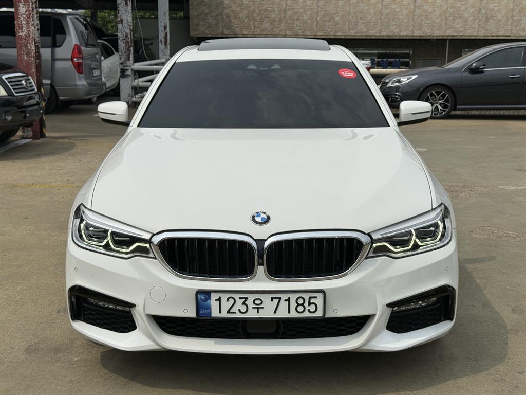 BMW 5 Series 2018 Blanco - Importación desde Corea - HF Imports Iquique - Foto 1