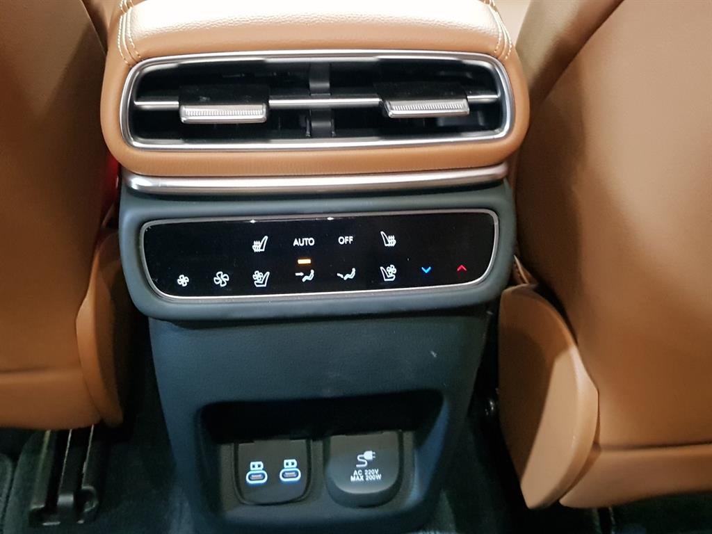 Genesis GV80 - Vista 11