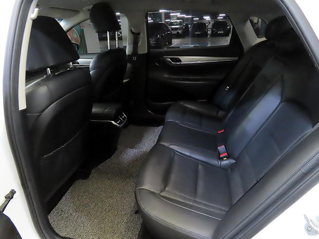 HYUNDAI Grandeur - Vista 9