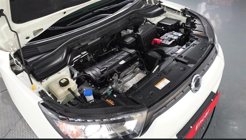 Ssangyong Tivoli - Vista 11