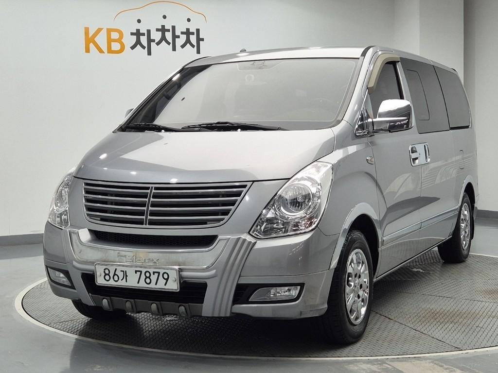HYUNDAI Starex 2013 Plateado - Importación desde Corea - HF Imports Iquique - Foto 1