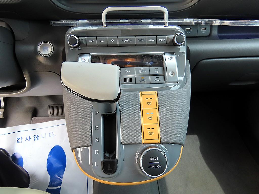 HYUNDAI Casper - Vista 12