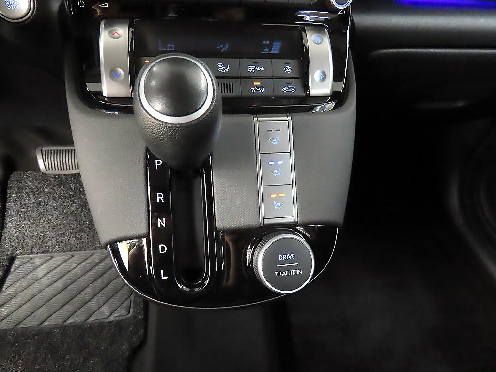 HYUNDAI Casper - Vista 12