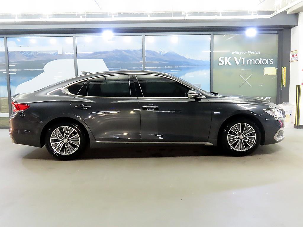 HYUNDAI Grandeur - Vista 3
