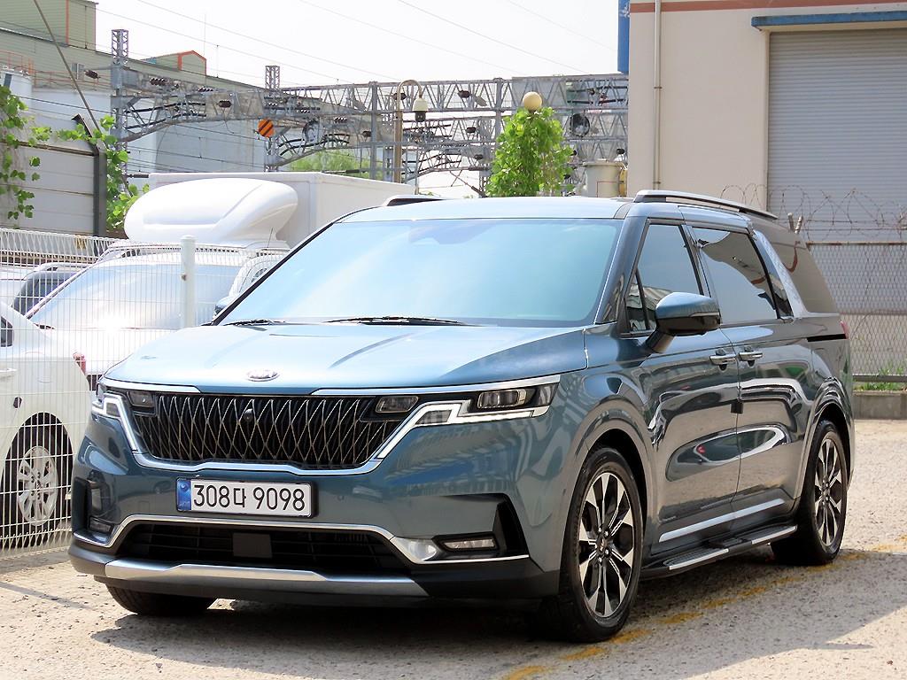 KIA Carnival - Vista 2