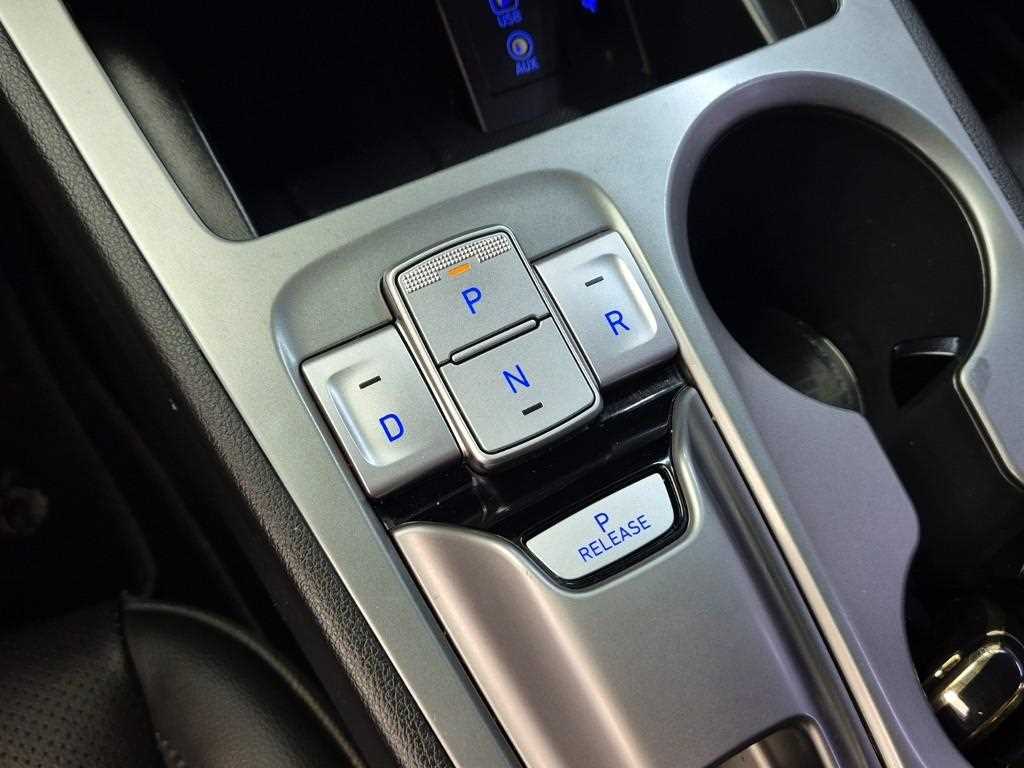 HYUNDAI Kona - Vista 8