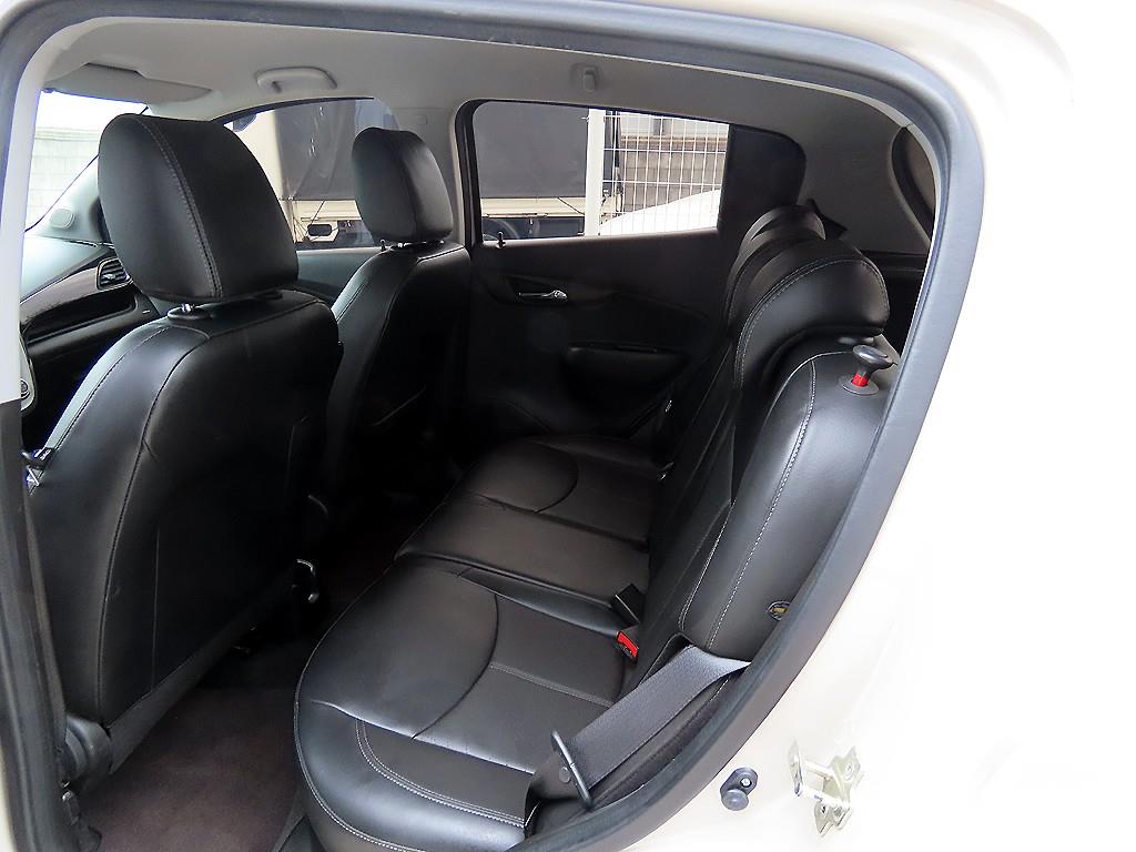 Chevrolet Spark - Vista 8
